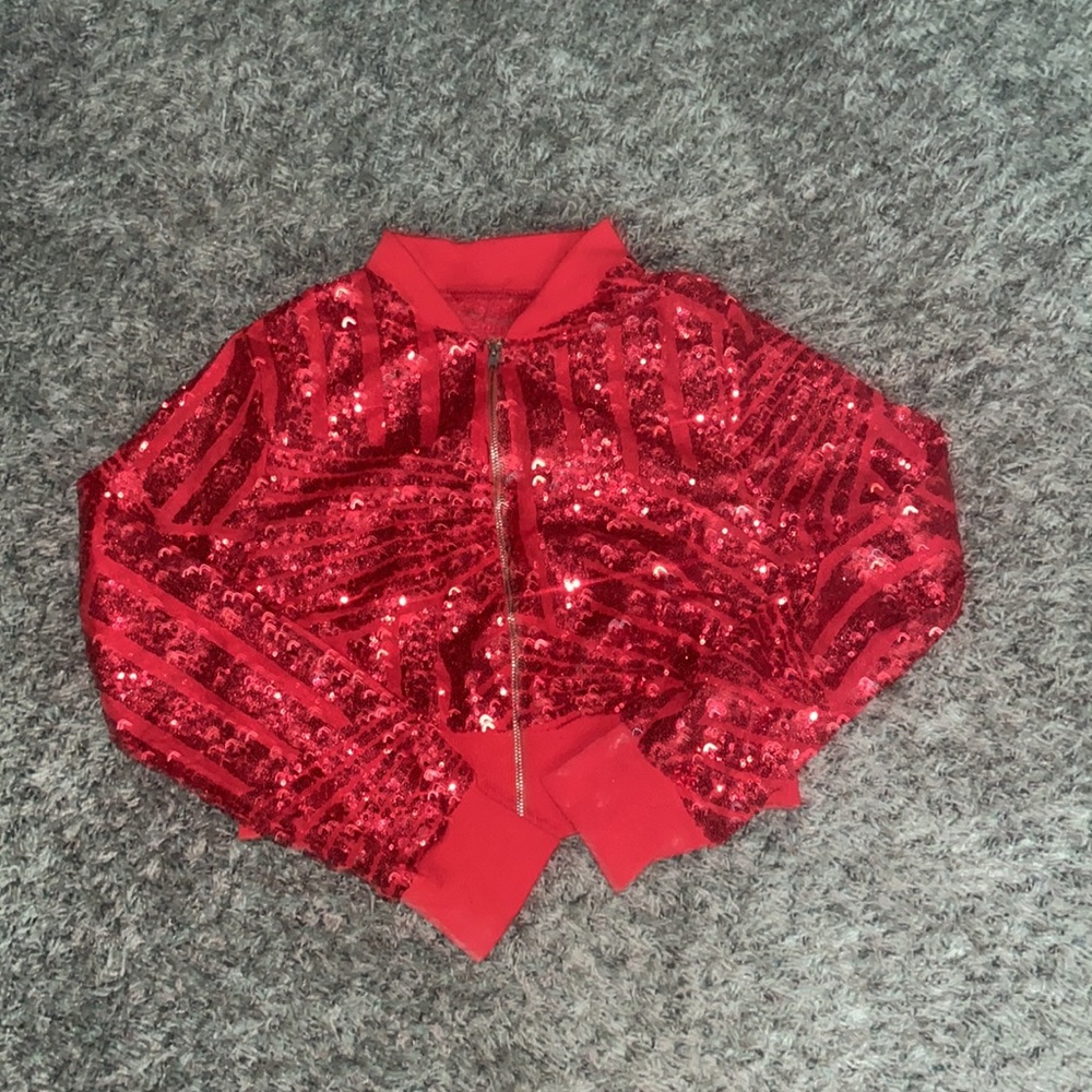 Large Beautiful Red Sequence Two Piece Party Set - image 3